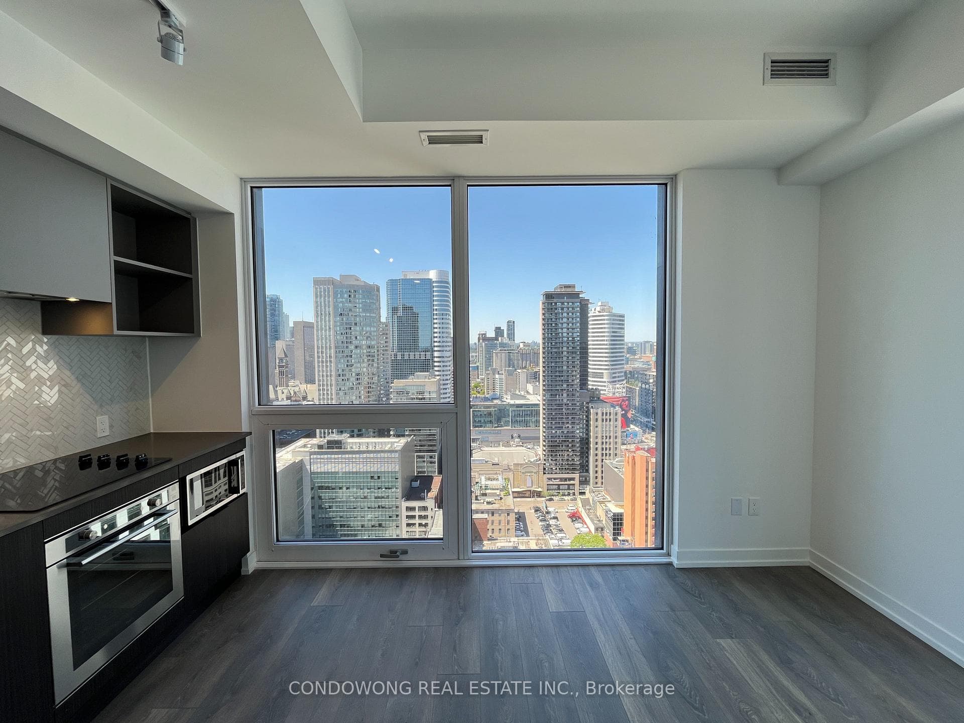 82 Dalhousie Street Unit 3512 photo 1