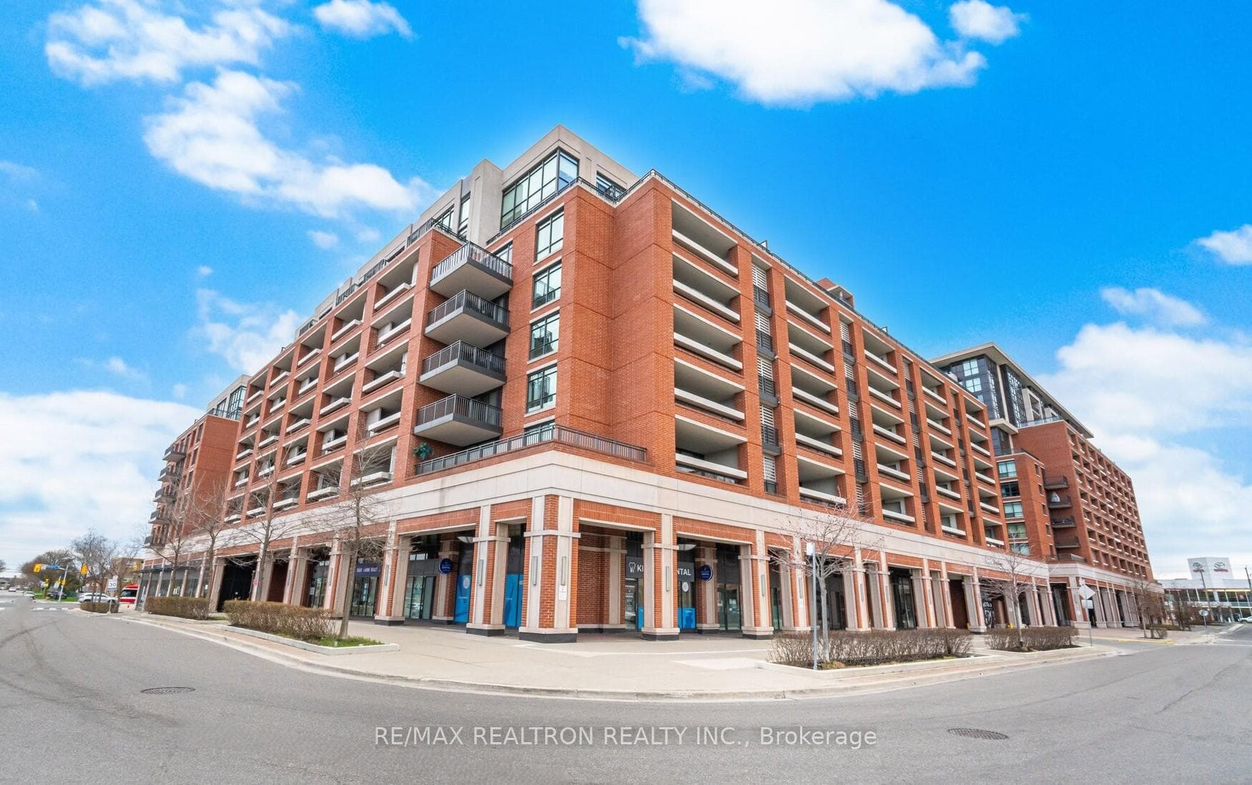 830 Lawrence Avenue Unit 1612 photo 1