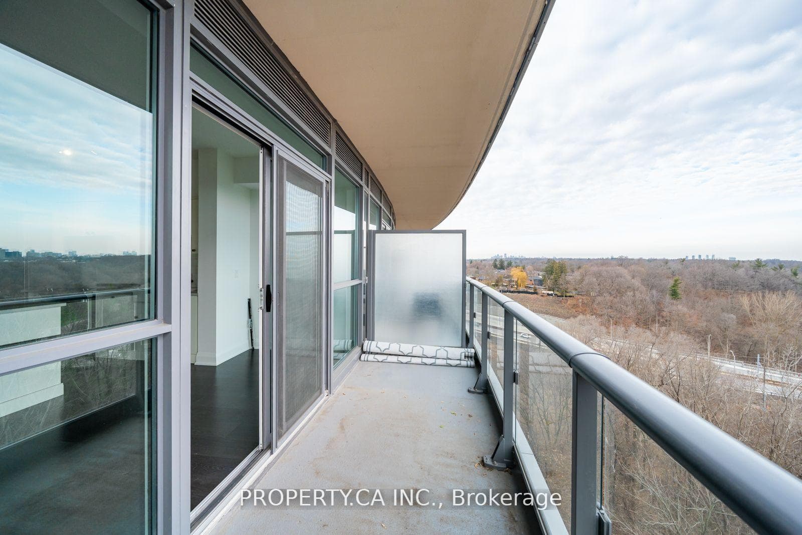 160 Vanderhoof Avenue Unit 601 photo 21
