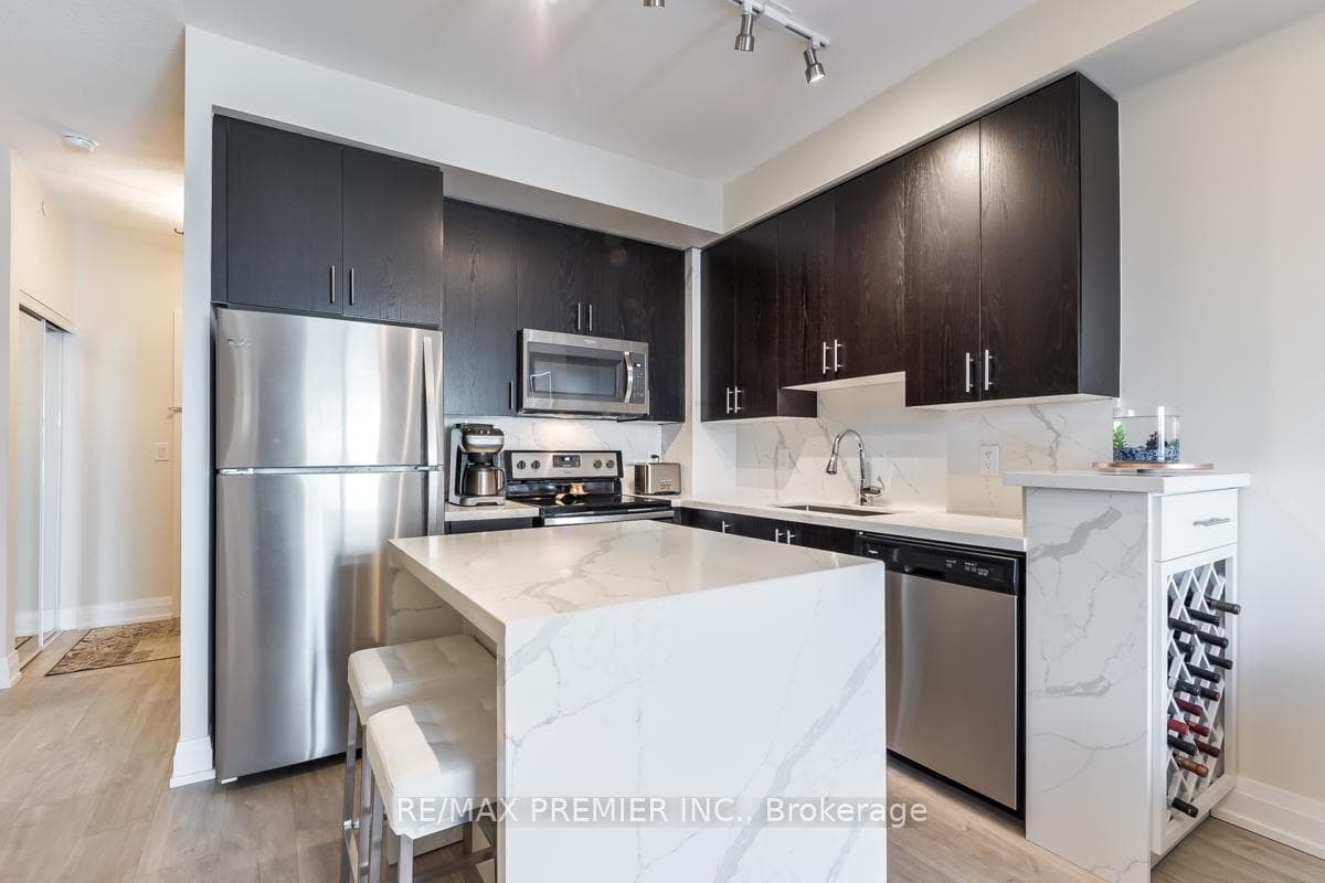 3600 Highway 7 Road Unit 803 photo 4