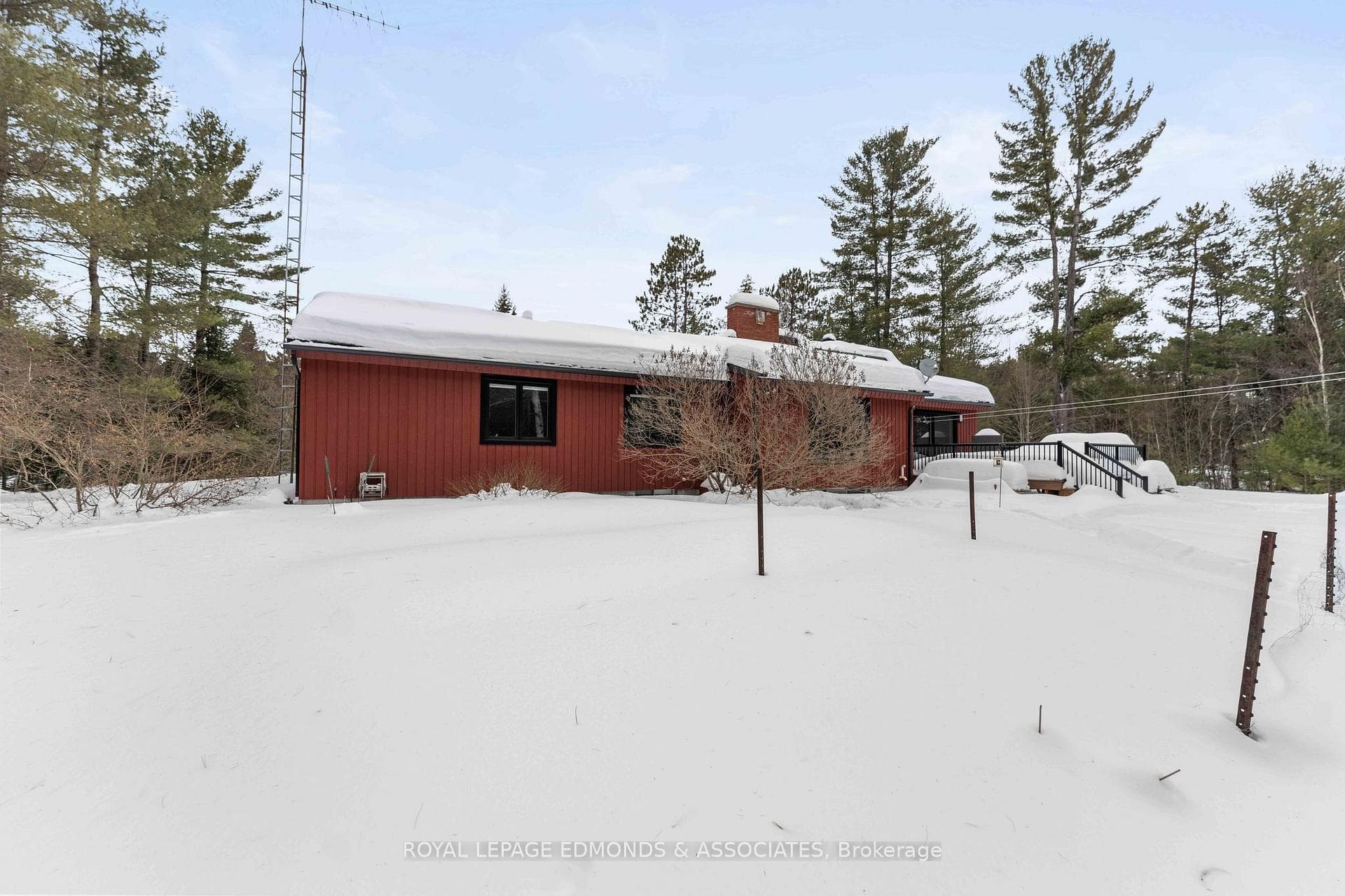 413 Black Bay Road photo 43