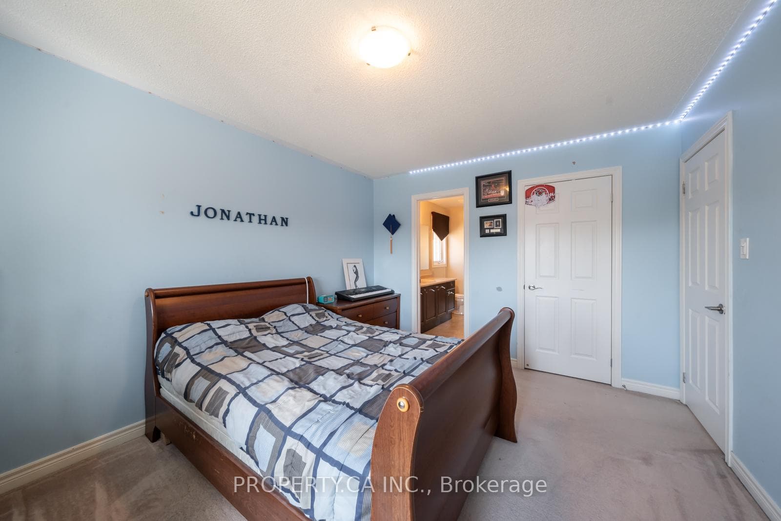 137 Earlsbridge Boulevard photo 29