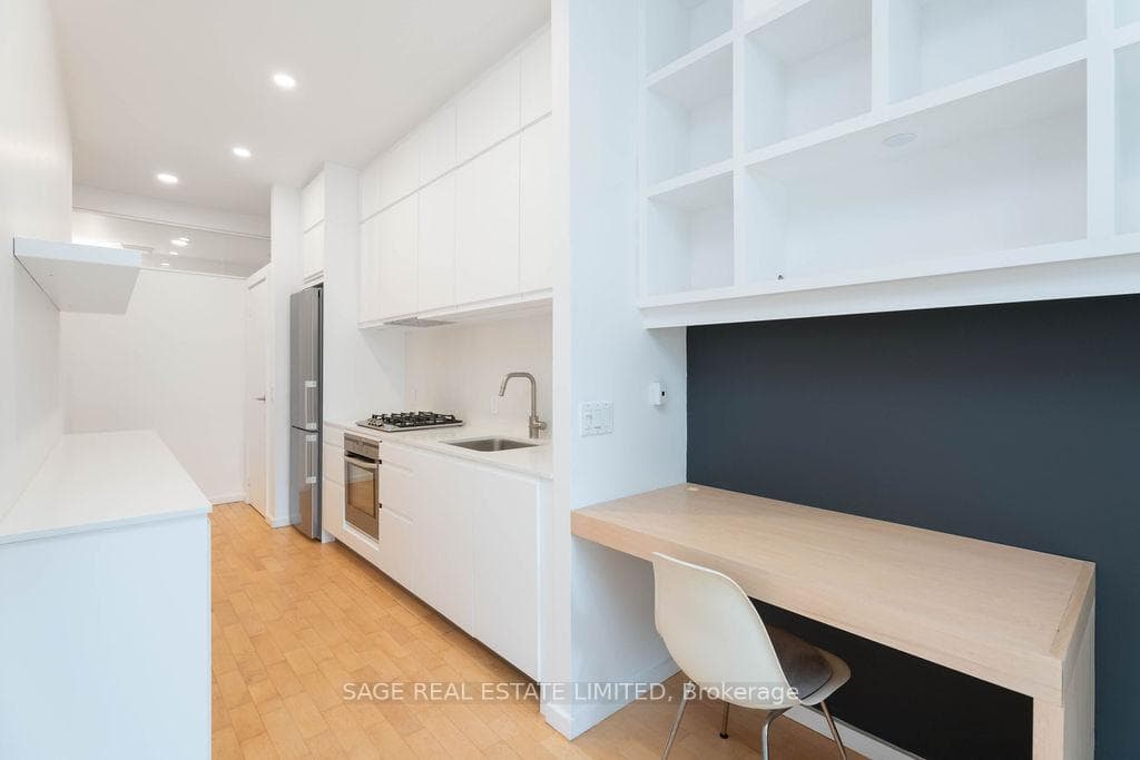 34 Claremont Street Unit 104 photo 4