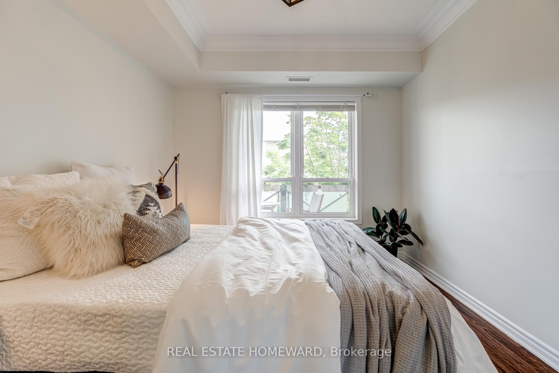10 Mendelssohn Street Unit 306 photo 22