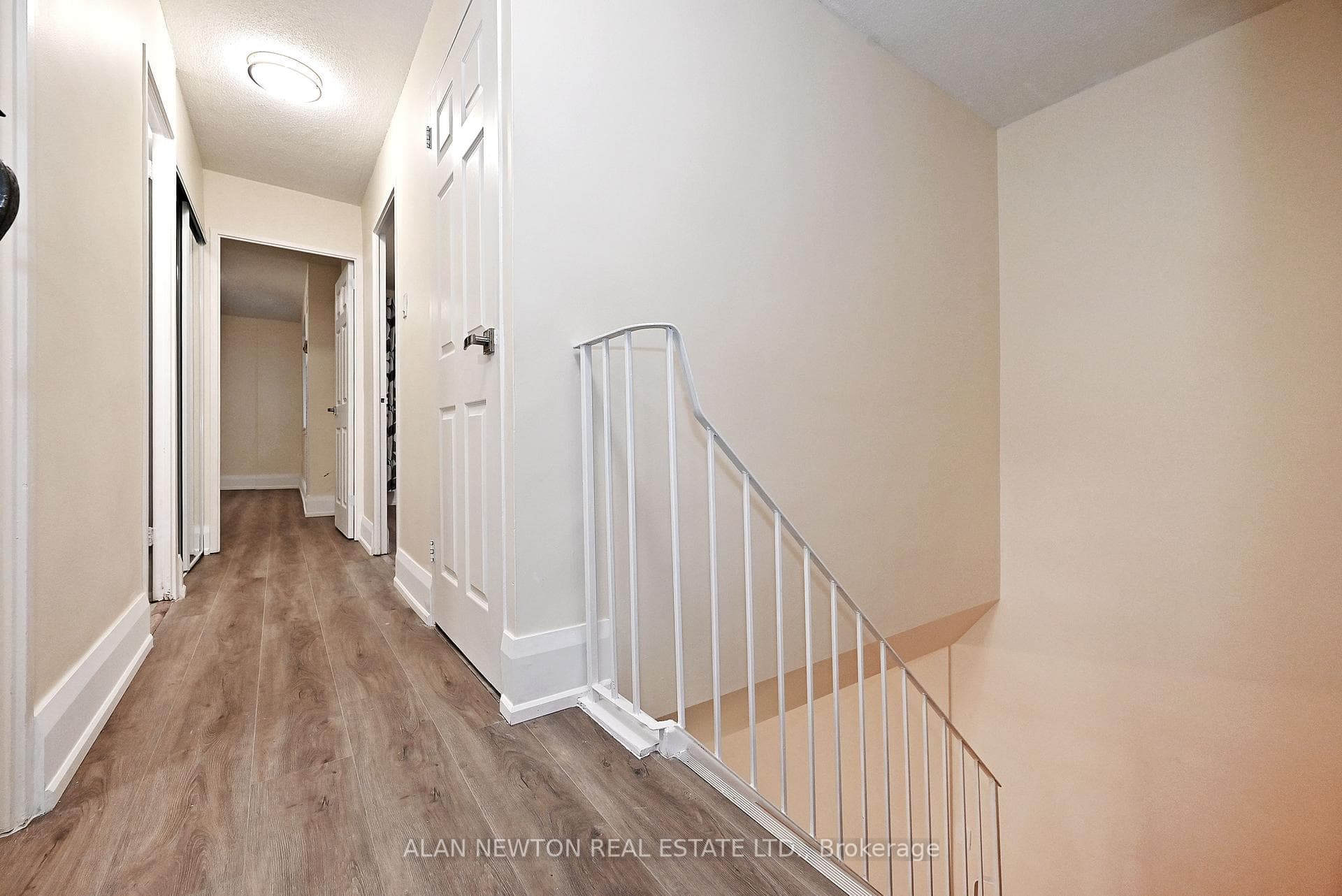 16B Elgin Street Unit 235 photo 23