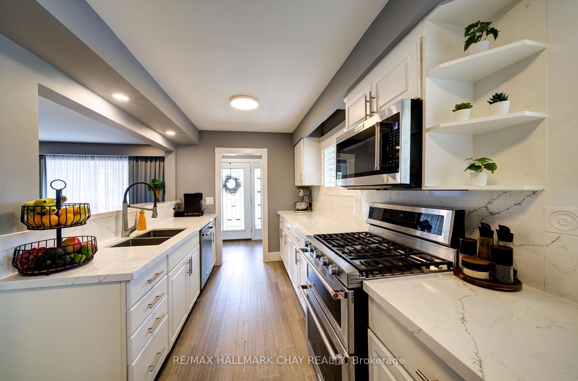 247 St. Vincent Street photo 8