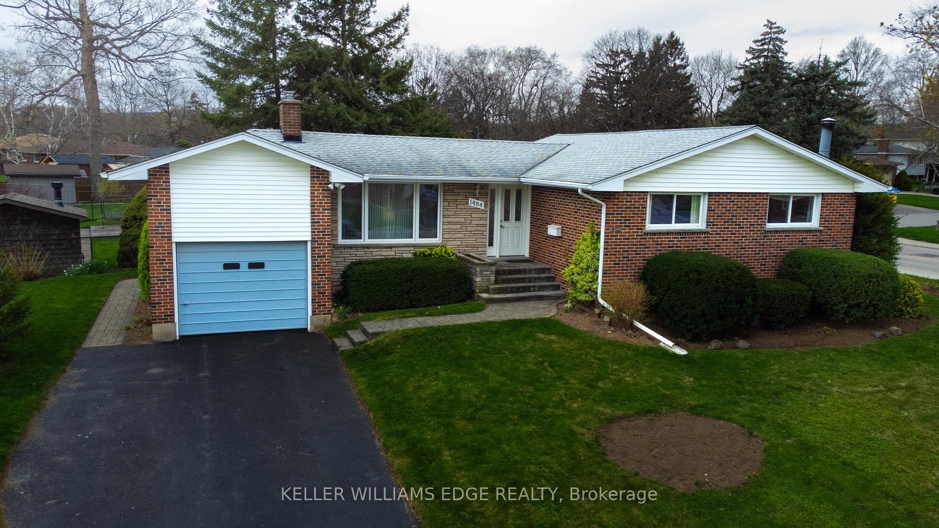 1484 Moss Glen Road photo 1