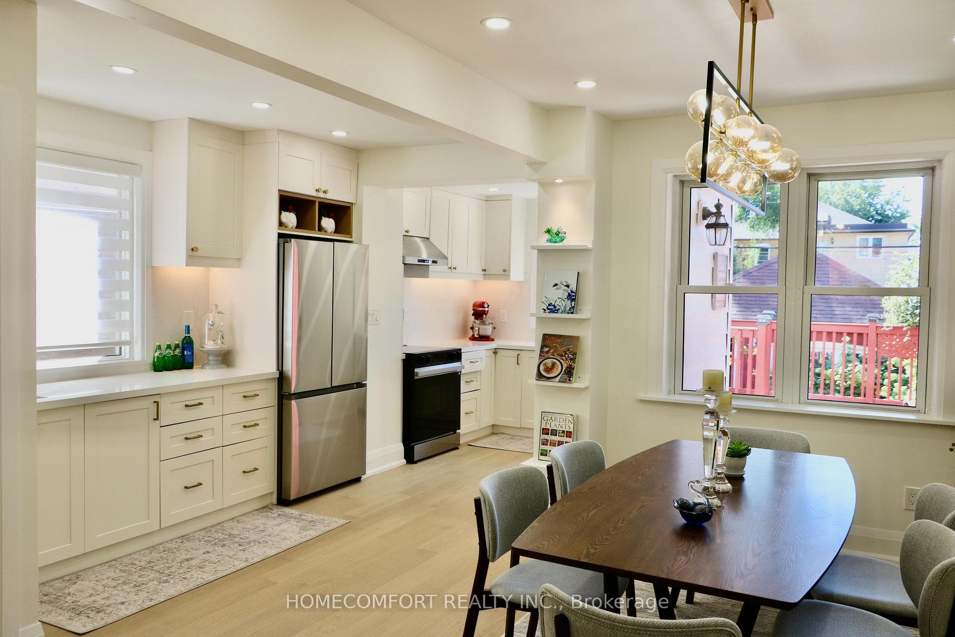 253 Fulton Avenue photo 16
