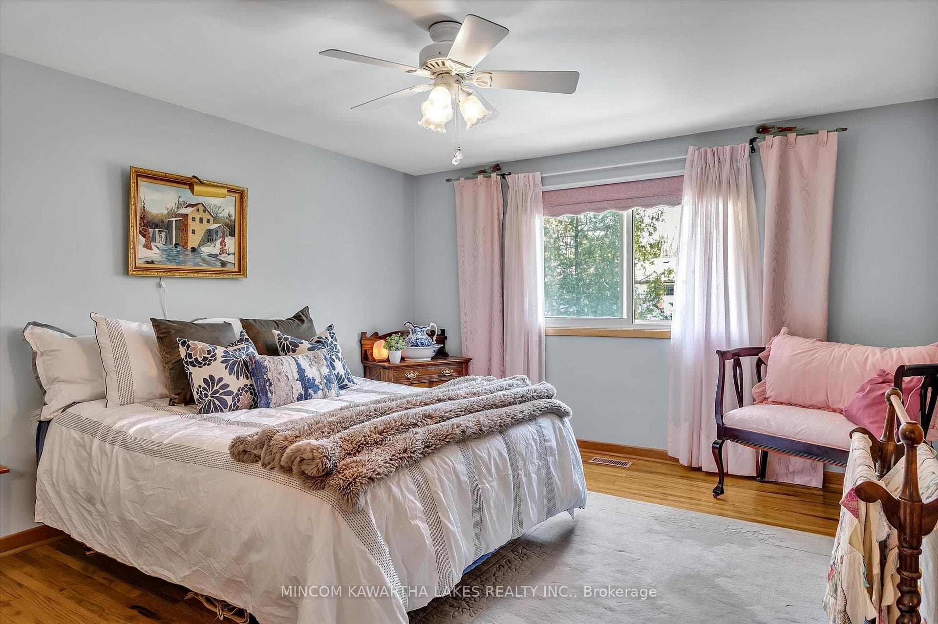1381 Heather Lane photo 27