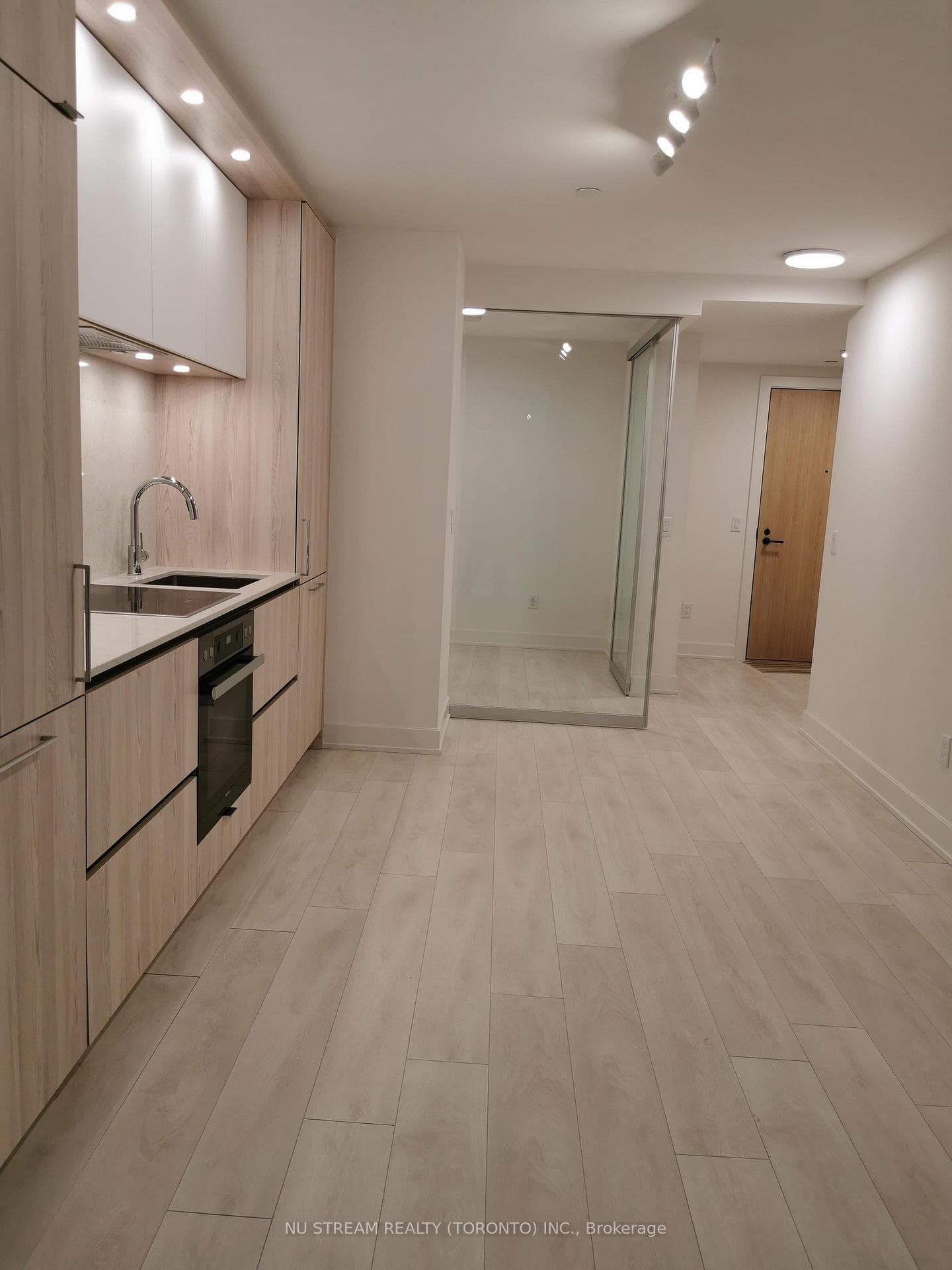 15 Mercer Street Unit 510 photo 10