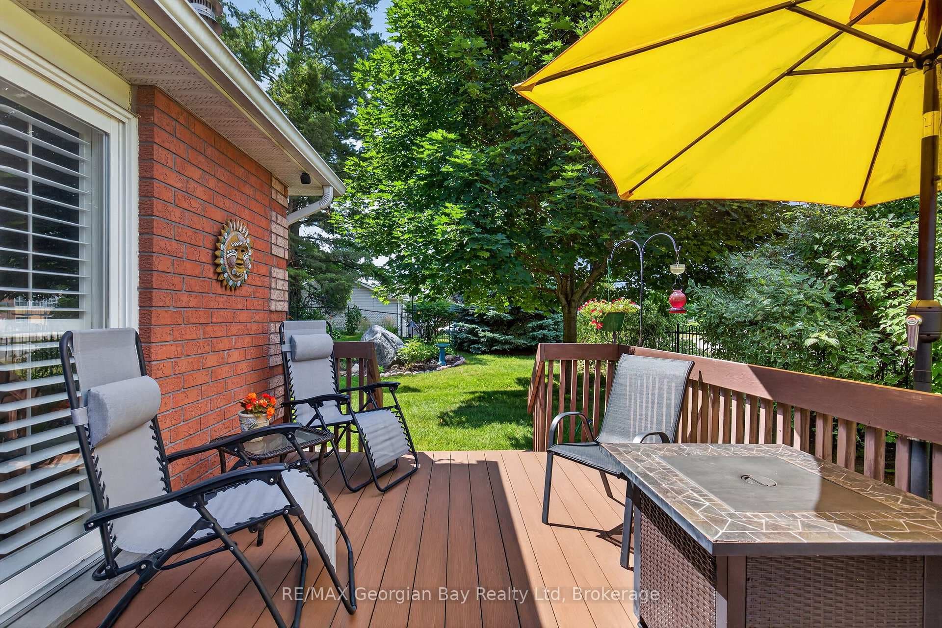 90 Burke Street Unit 13 photo 34