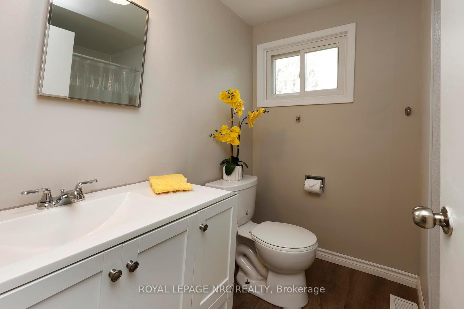 211 Lake Avenue Unit 6 photo 20