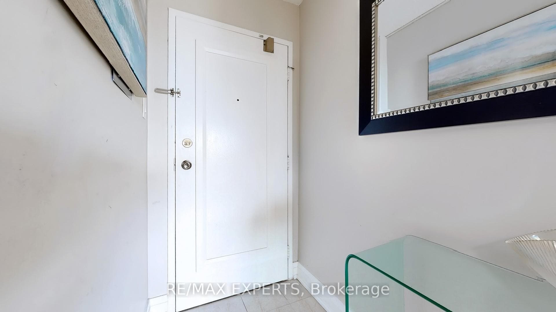 375 King Street Unit 407 photo 32