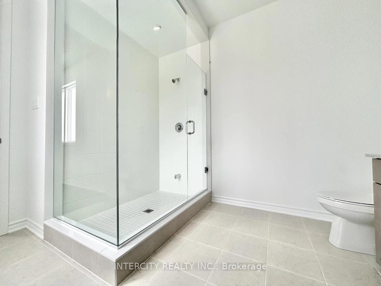 265 Marigold Court photo 26
