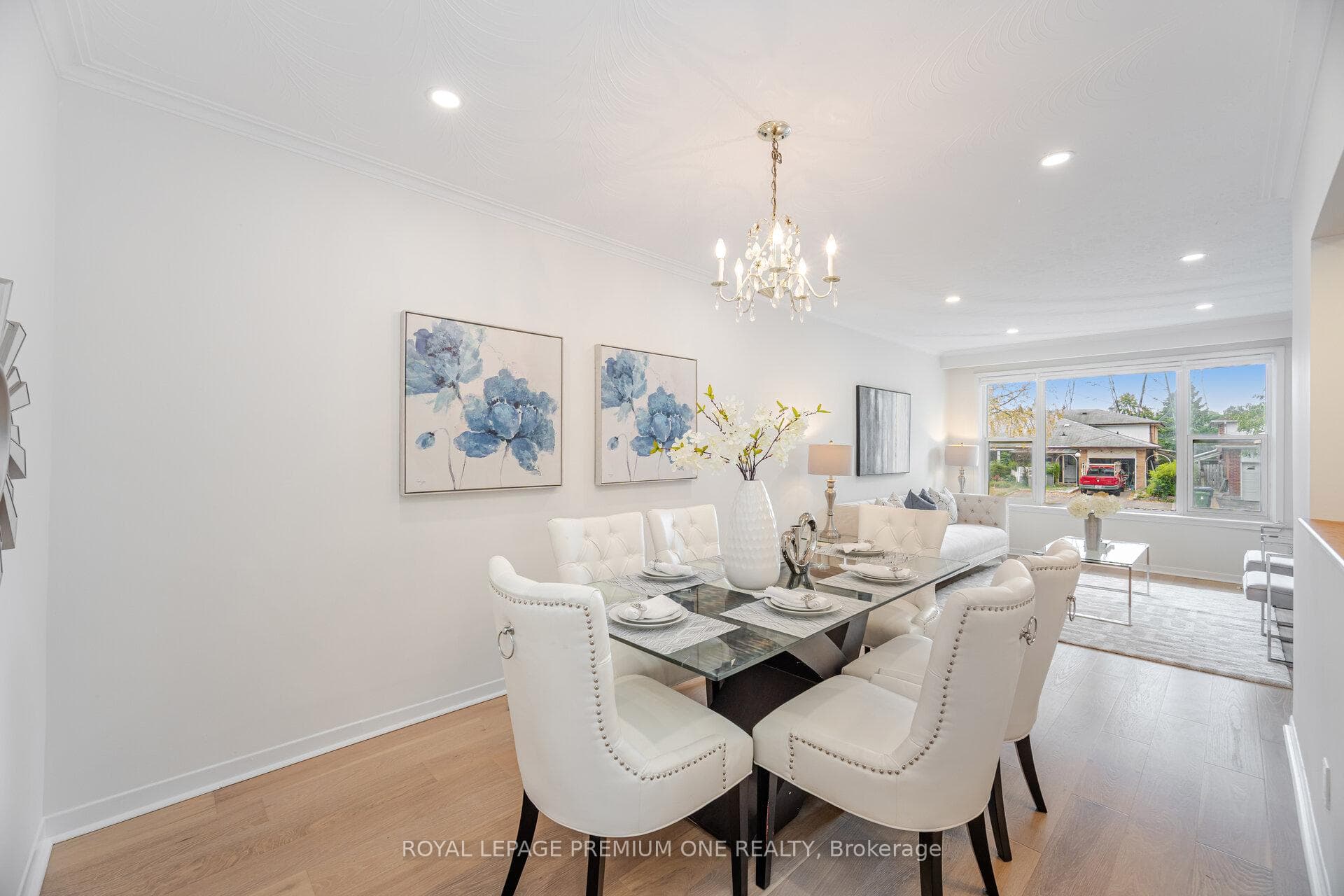 16 Reiber Crescent photo 20
