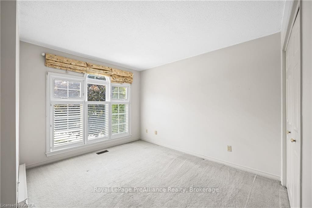 499 FOREST HILL Drive photo 30