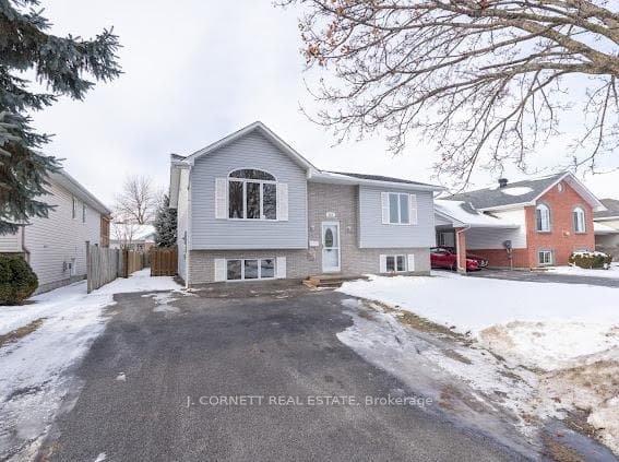 253 Ivan Crescent photo 2