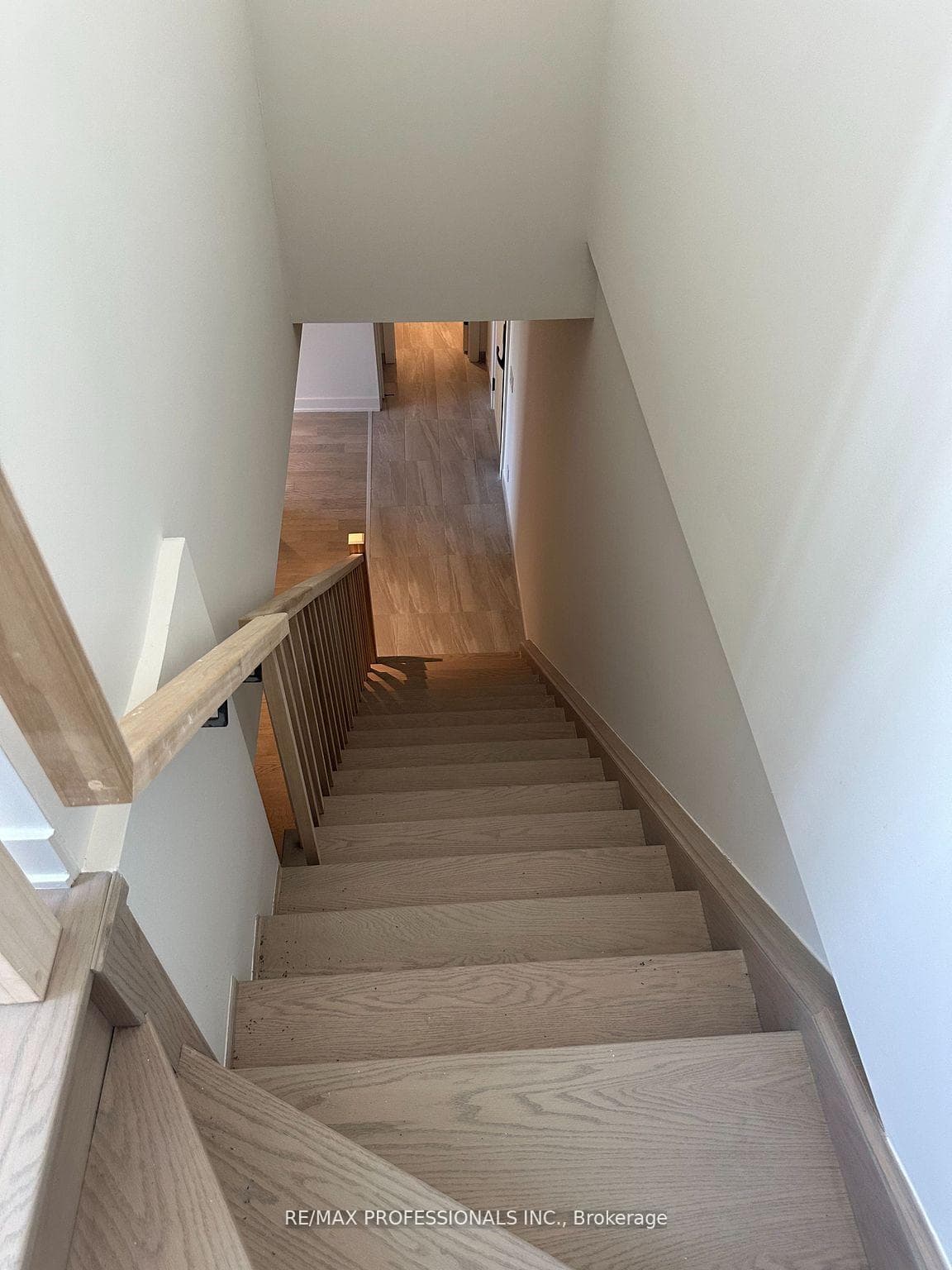 123 Maurice Drive Unit 410 photo 23