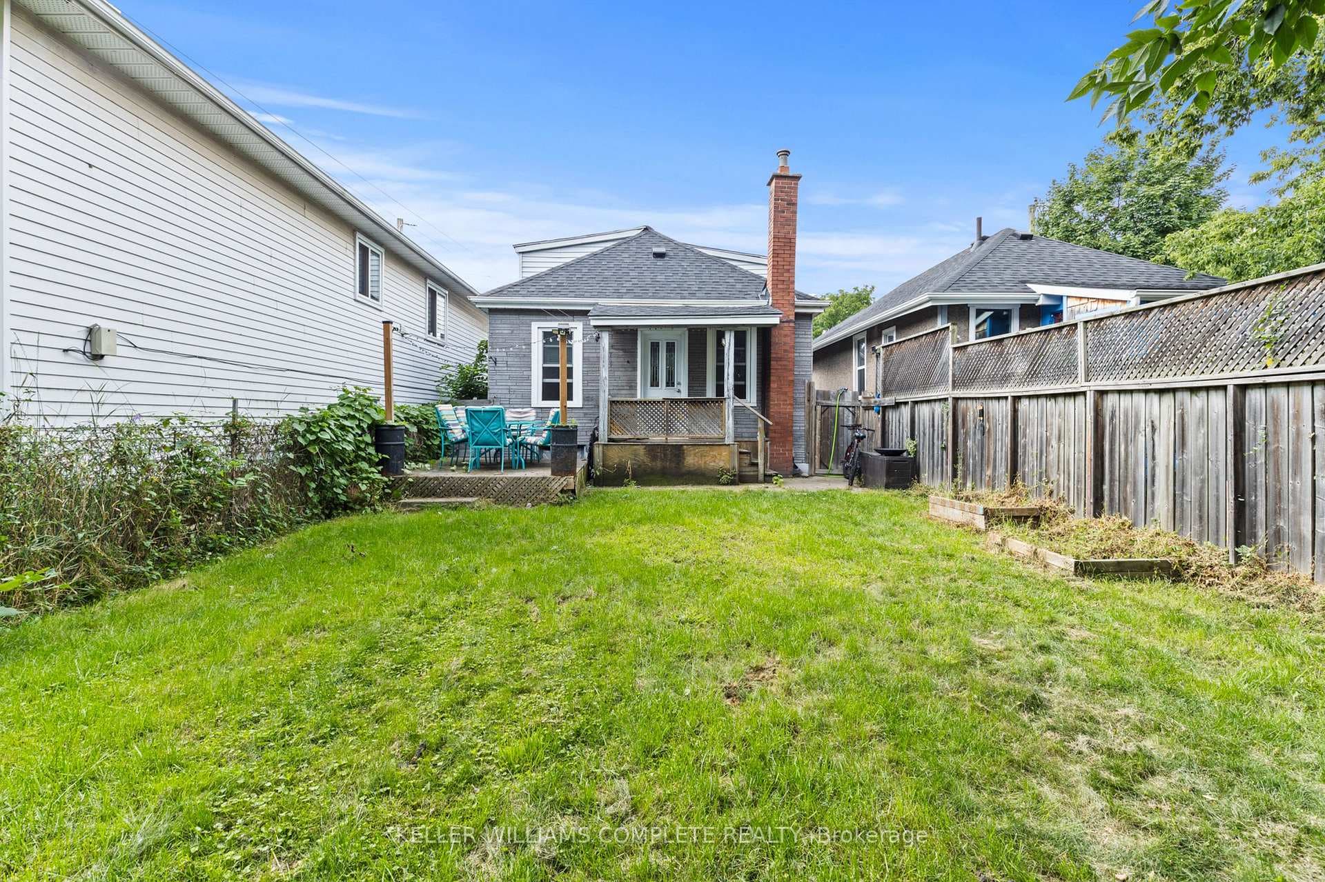 20 AGNES Street photo 21