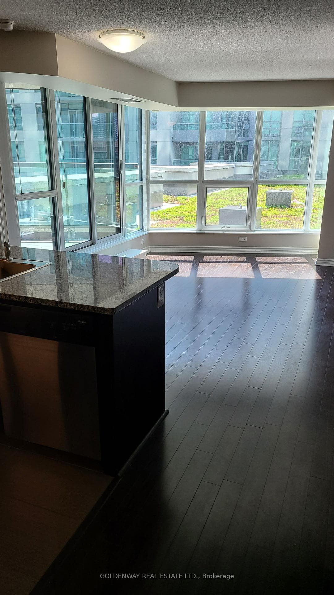 19 Grand Trunk Crescent Unit 1601 photo 5