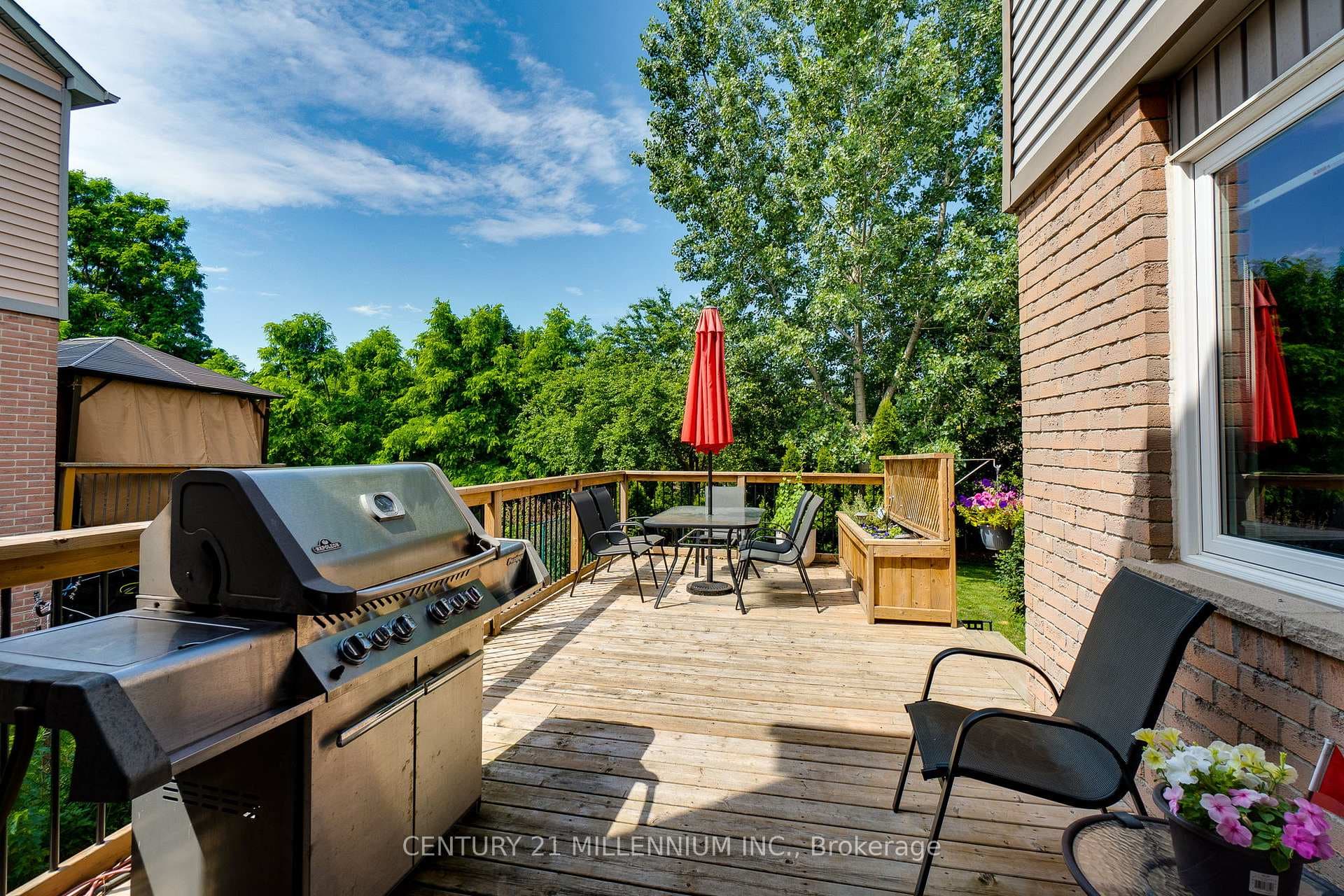 7227 Windrush Court photo 40