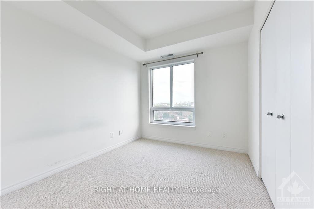 234 RIDEAU Street Unit 1608 photo 11