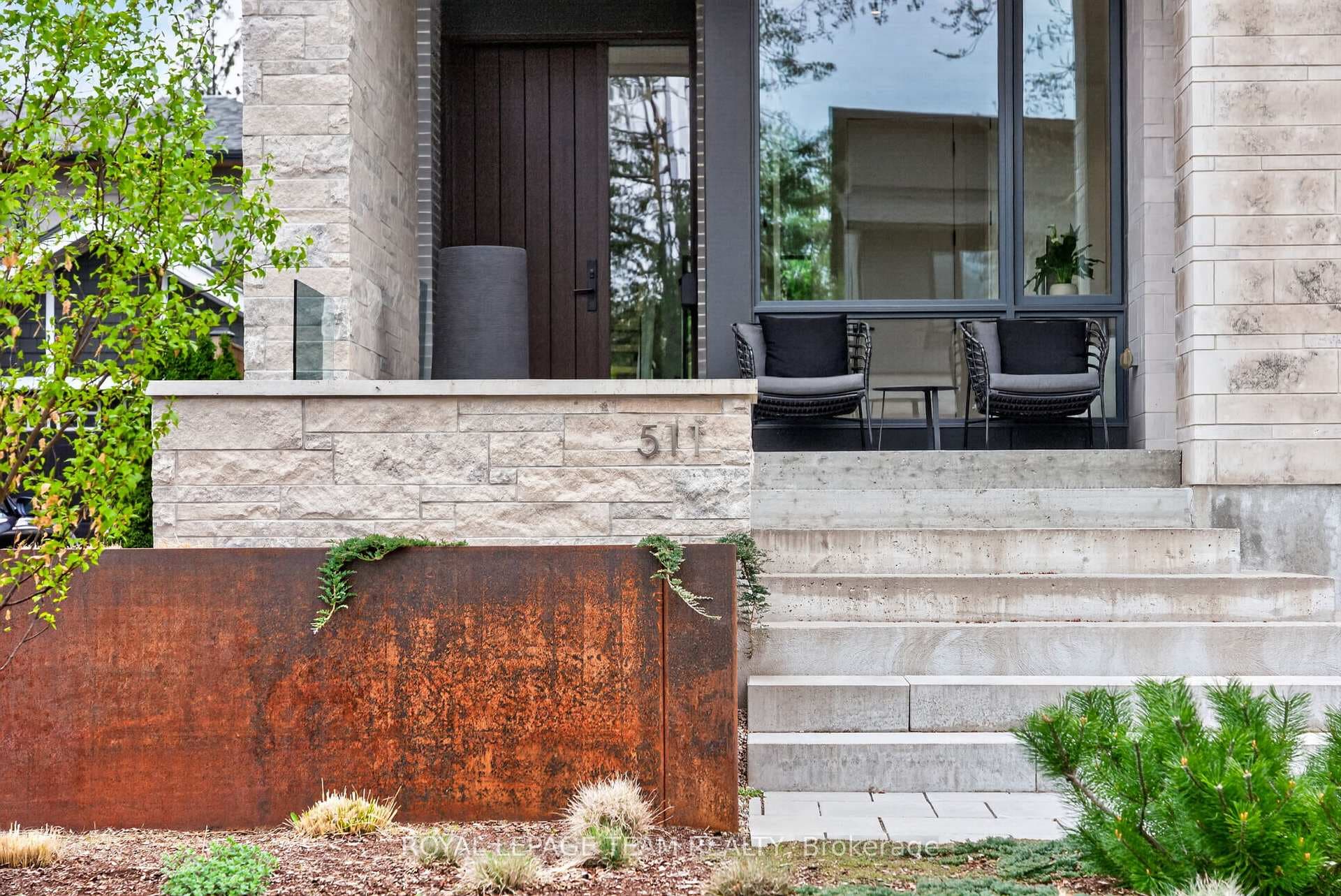 511 Fraser Avenue photo 4