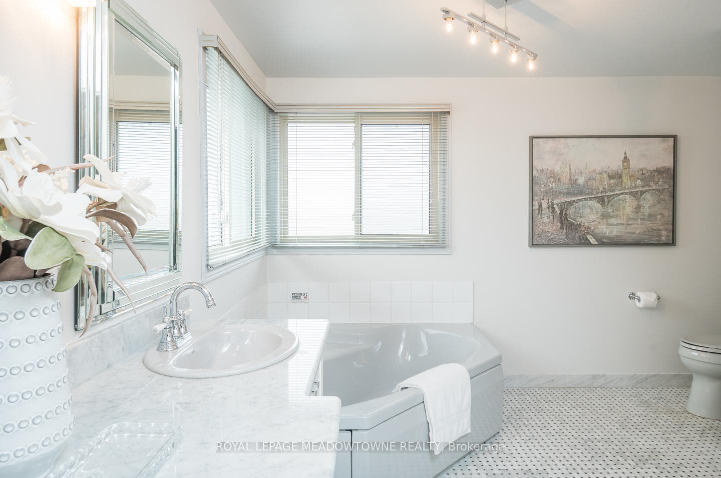 3215 Pinemeadow Drive photo 36