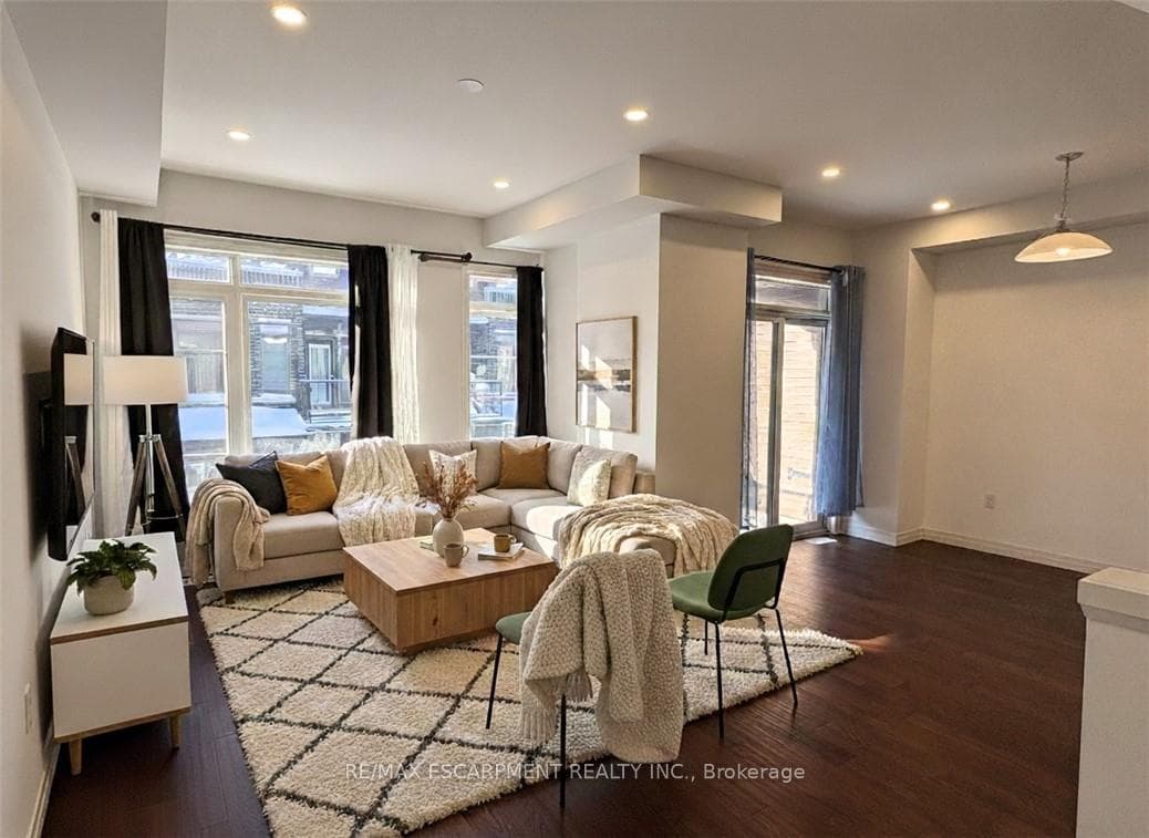 Virtually Staged - Living Room