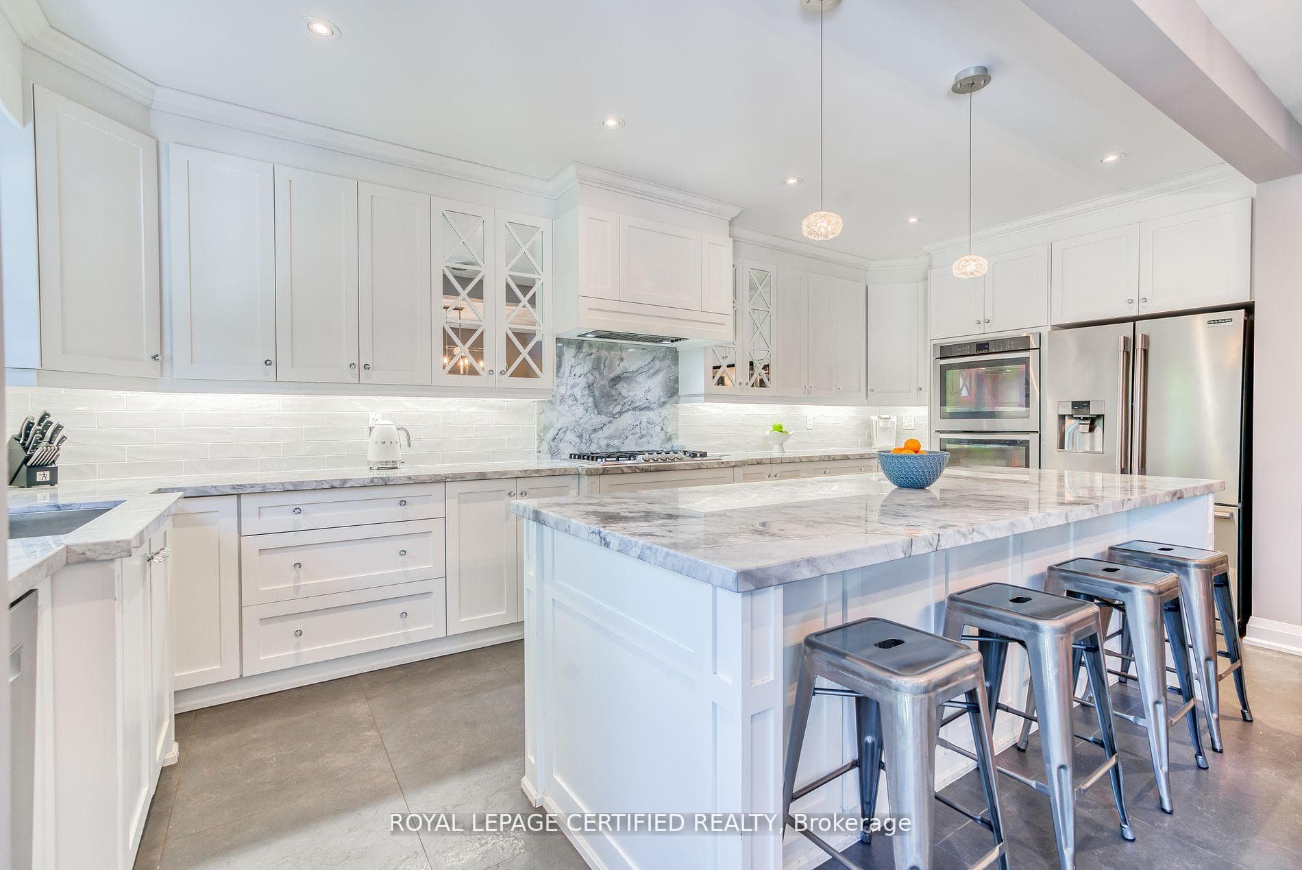 97 Gardiner Drive photo 12