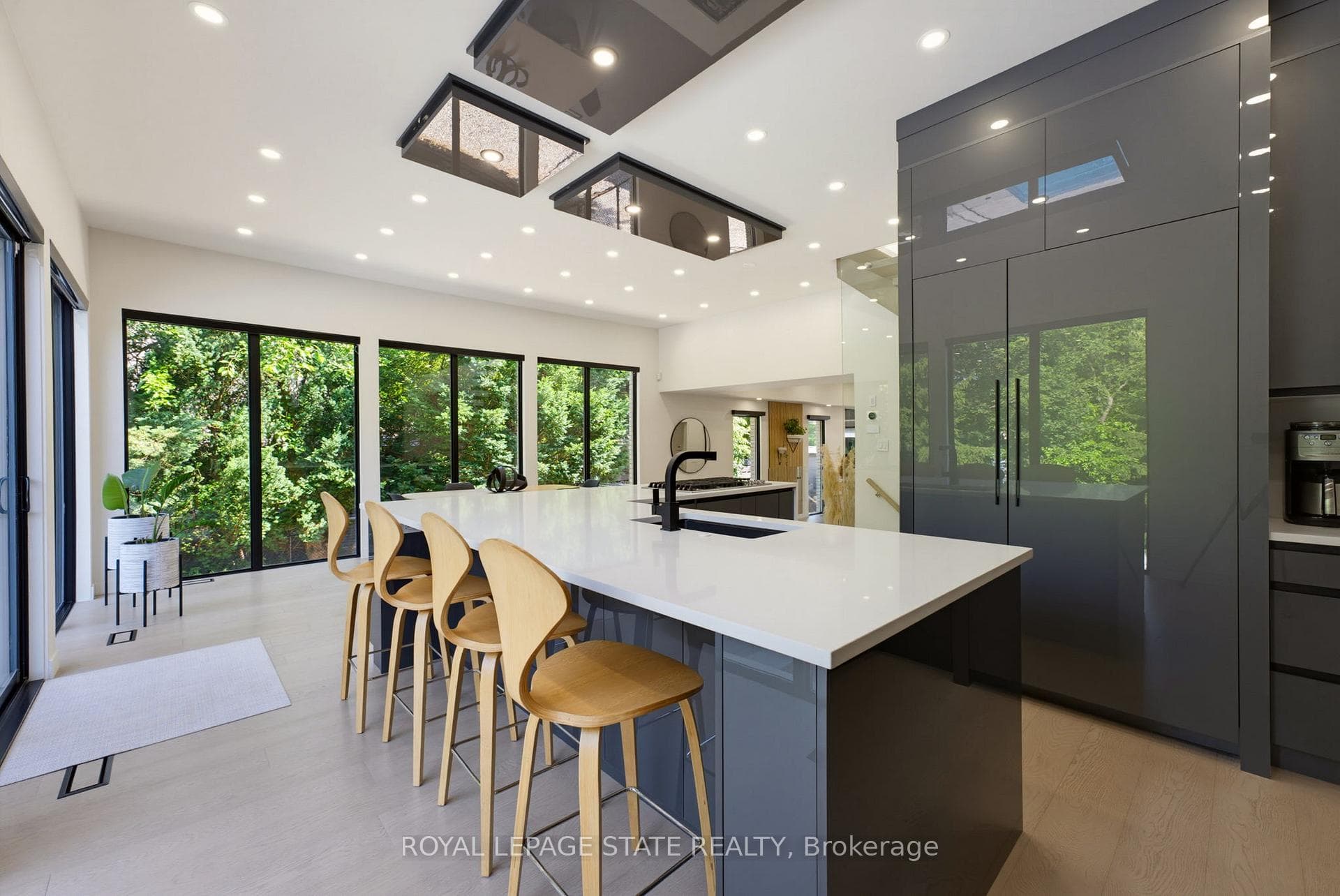 282 Robina Road photo 23