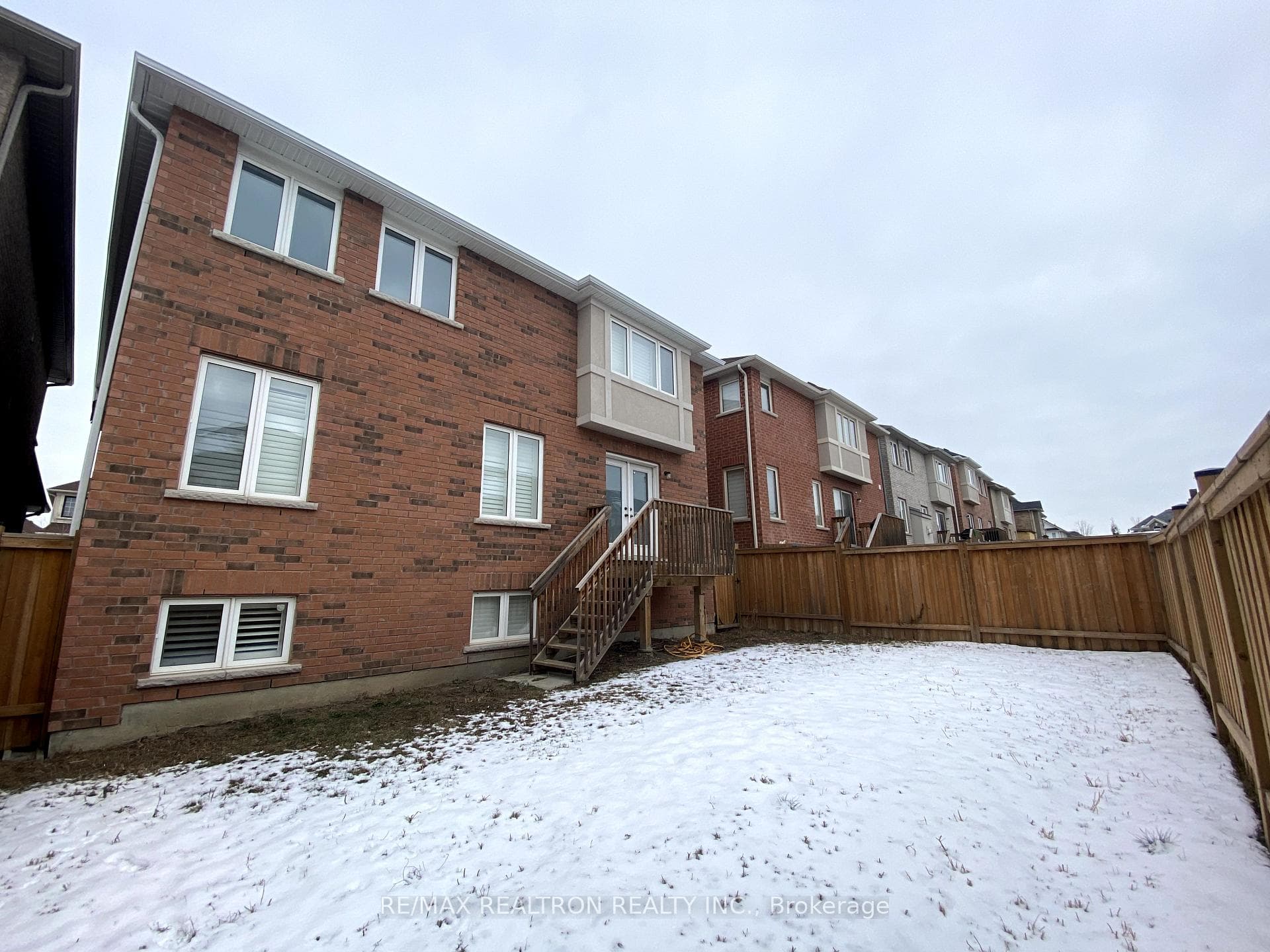 11 Dewsnap Road photo 19