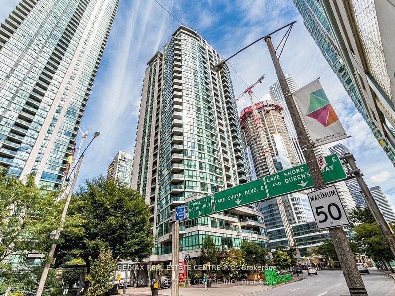 12 Yonge Street Unit 2002 photo 1