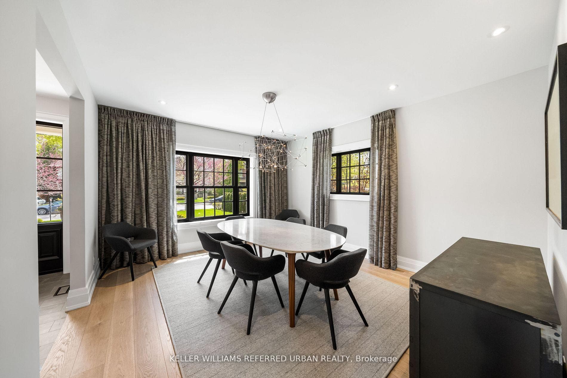 148 Glencairn Avenue photo 10