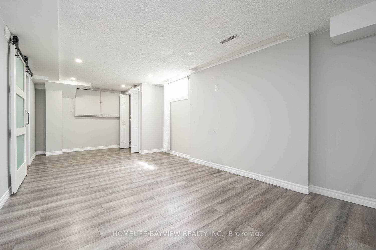 513 Bristol Road photo 25