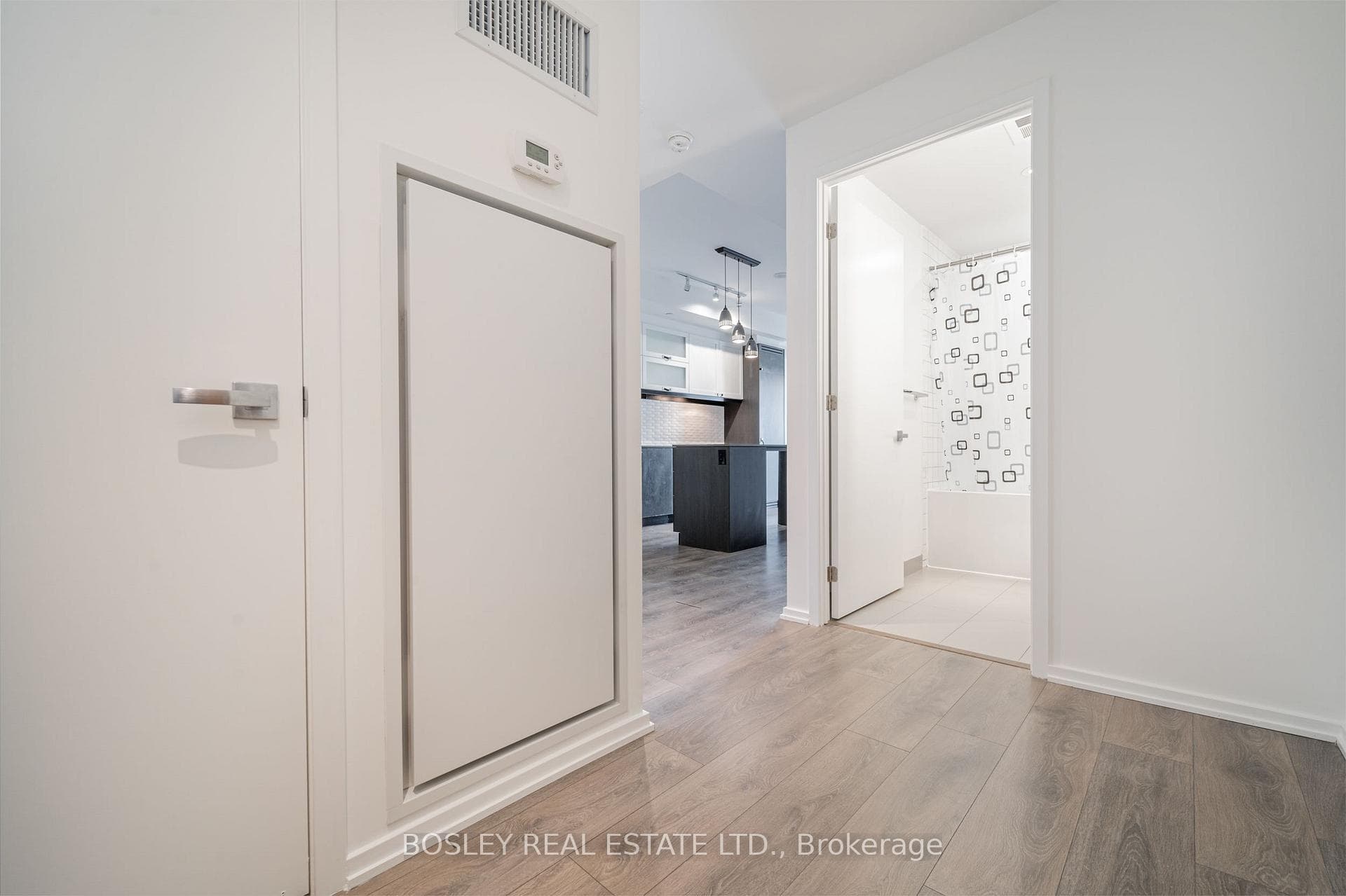 783 Bathurst Street Unit 314 photo 30
