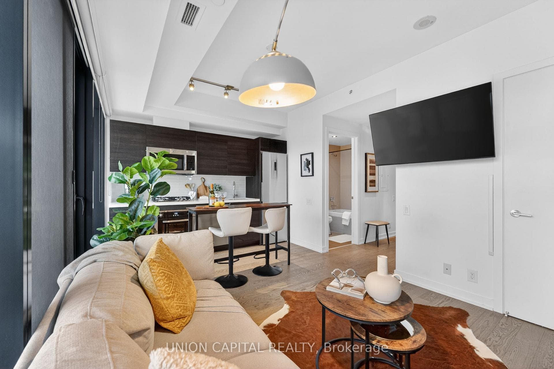 11 Charlotte Street Unit 1004 photo 8