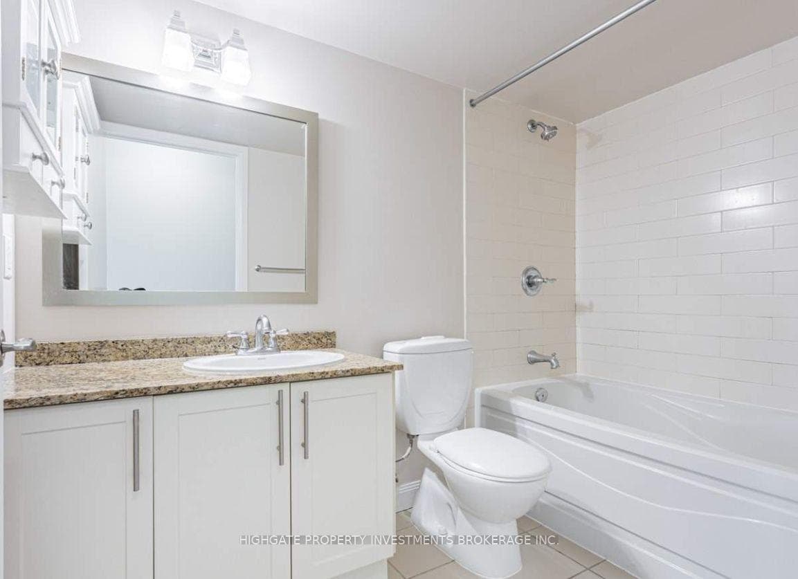 2191 Yonge Street Unit 2111 photo 14