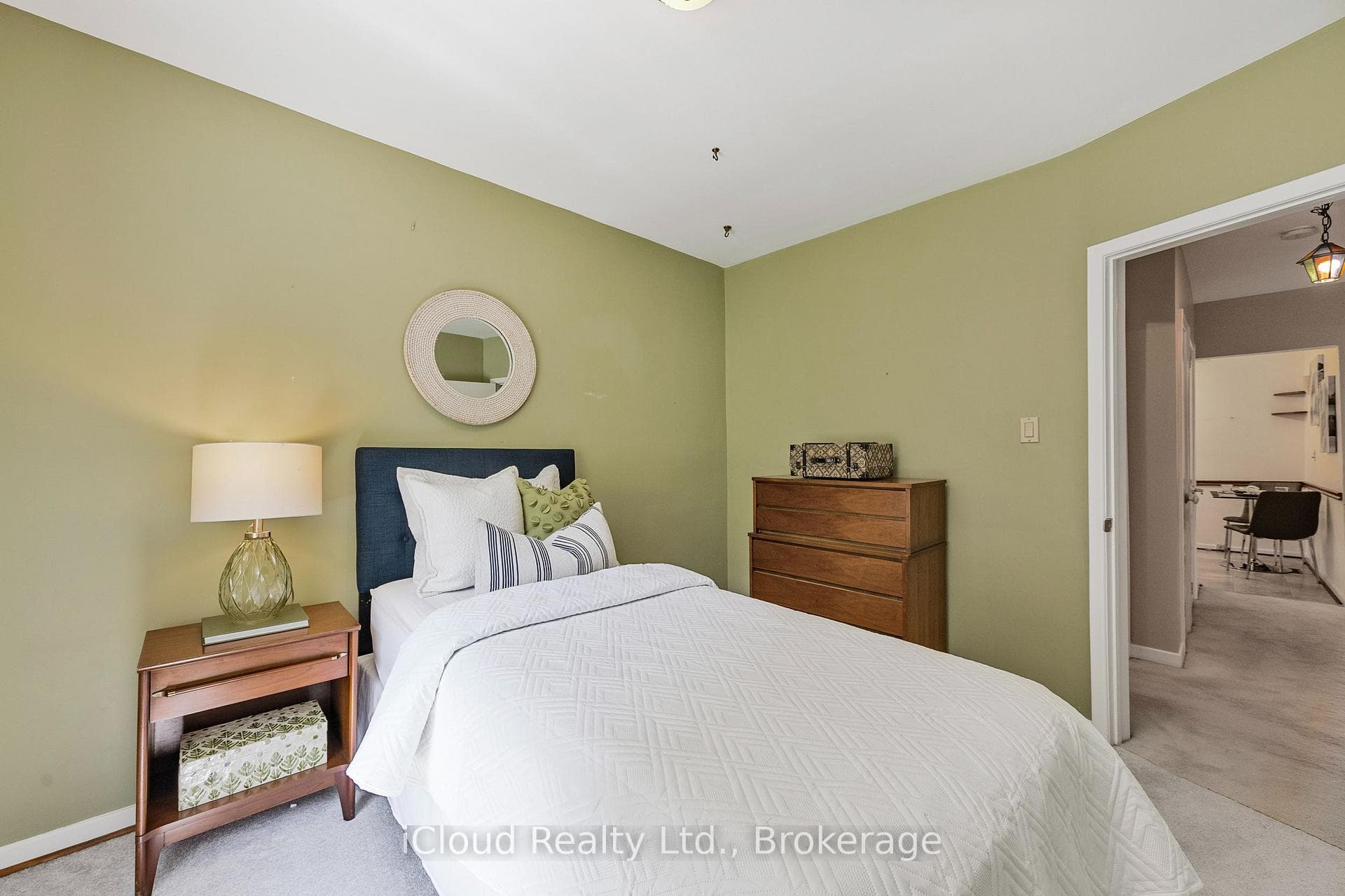 192 Beechgrove Drive photo 20