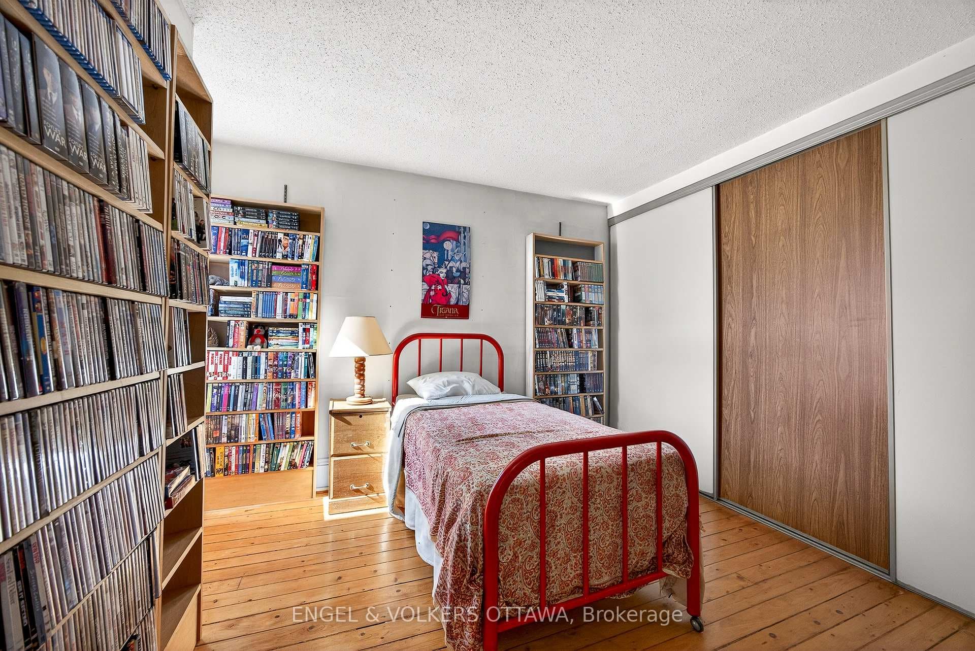 70 Fourth Avenue photo 27