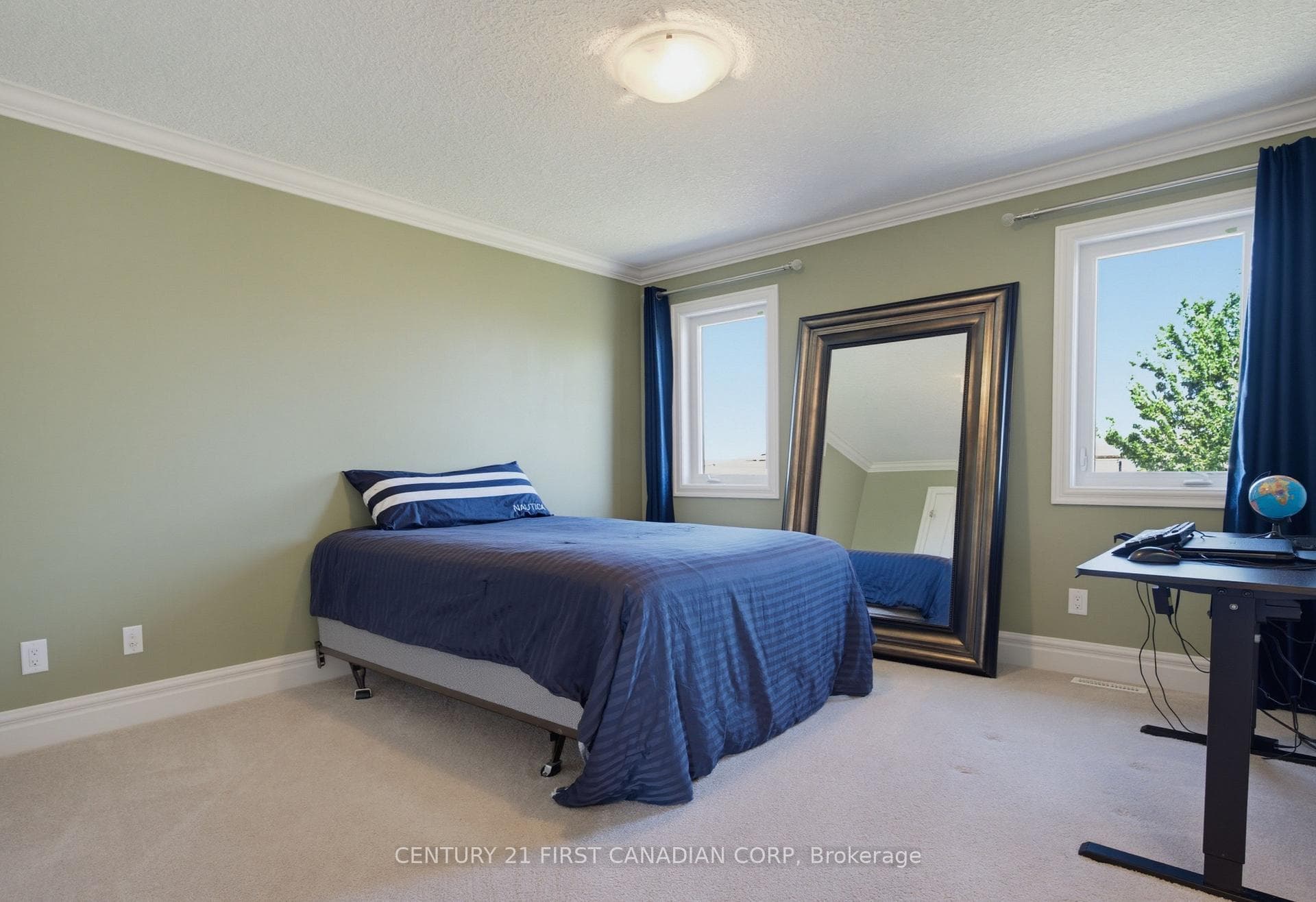 3429 Singleton Avenue photo 23