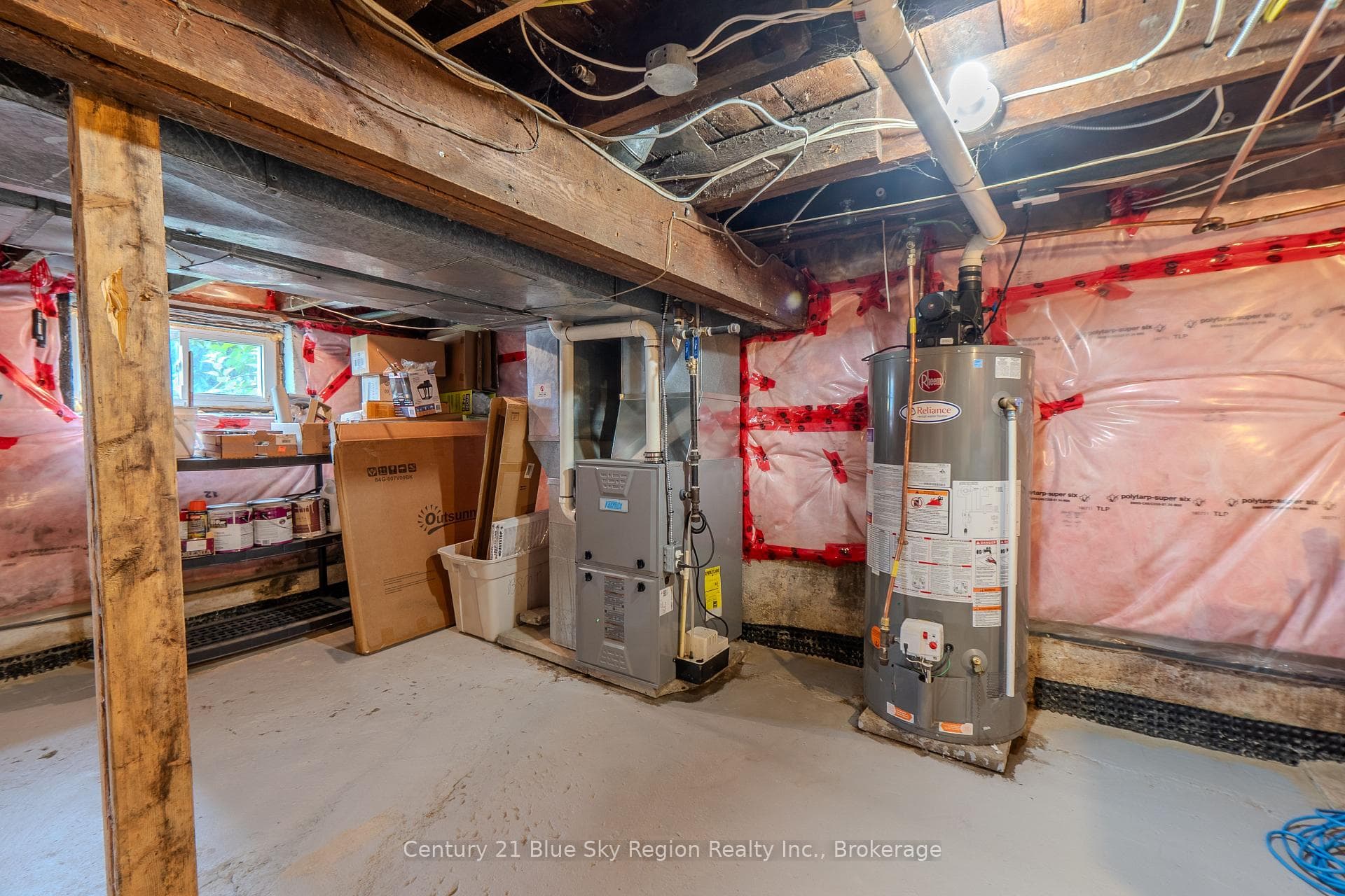 577 O'Brien Street photo 28