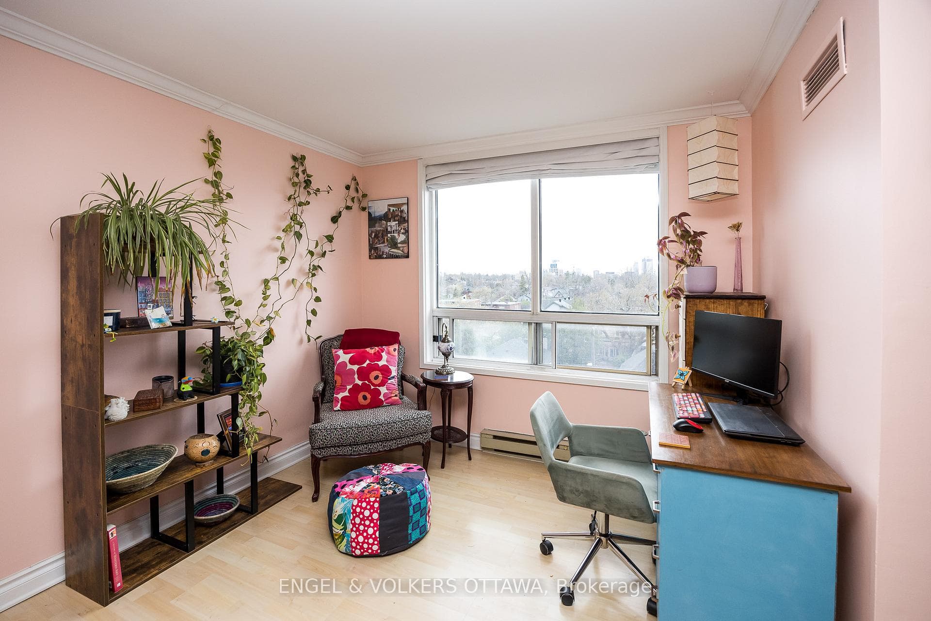 45 Holland Avenue Unit 607 photo 16