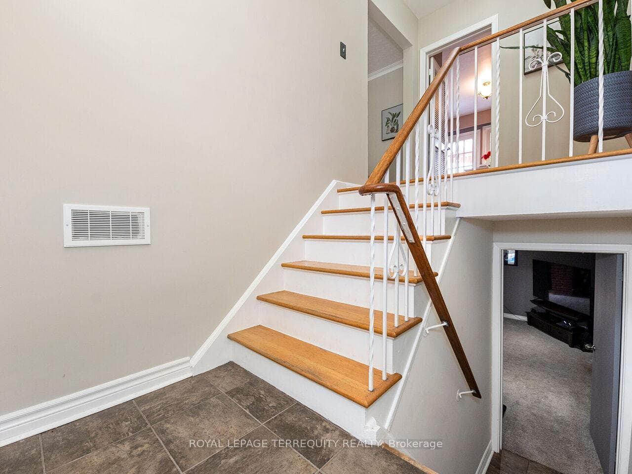 33 Ludgate Drive photo 23