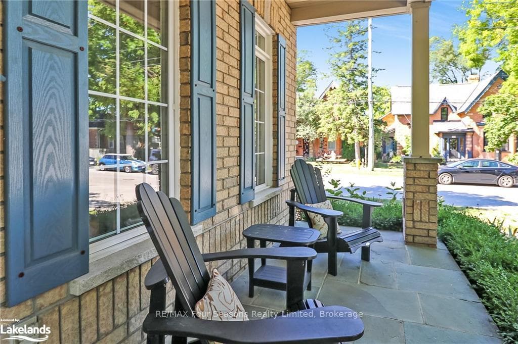 37 CALLARY Crescent photo 3