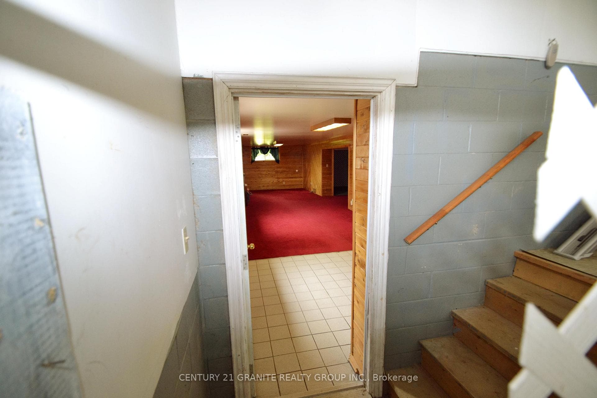 257 Hastings Street photo 37