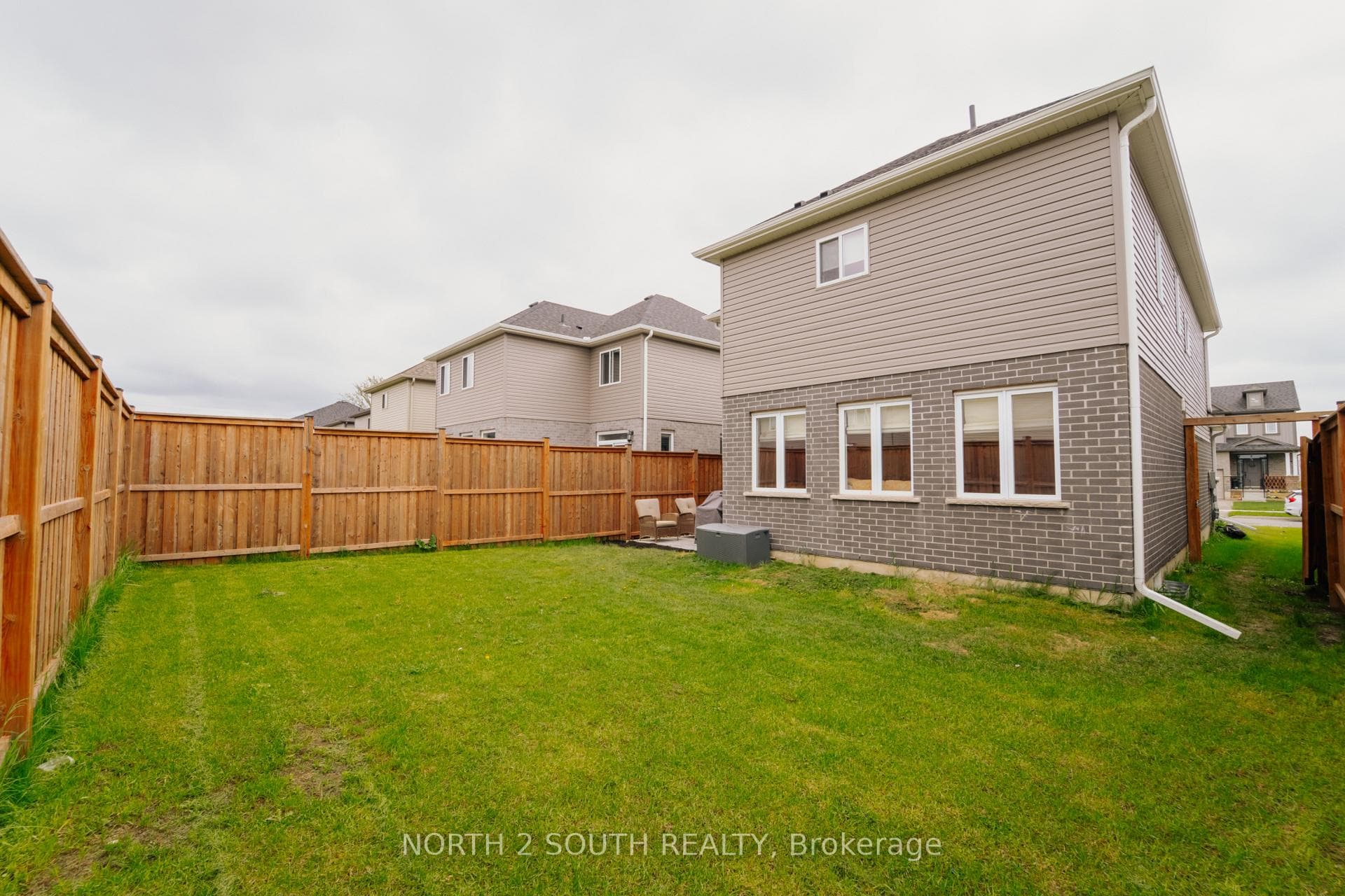 263 Bradshaw Drive photo 44