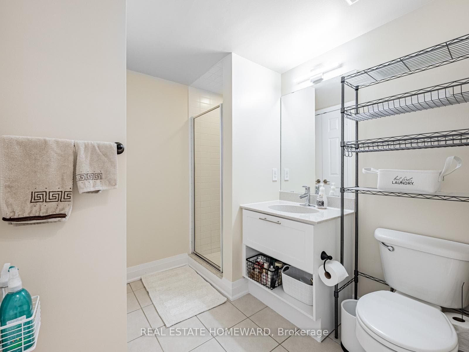 120 Dallimore Circle Unit 814 photo 21
