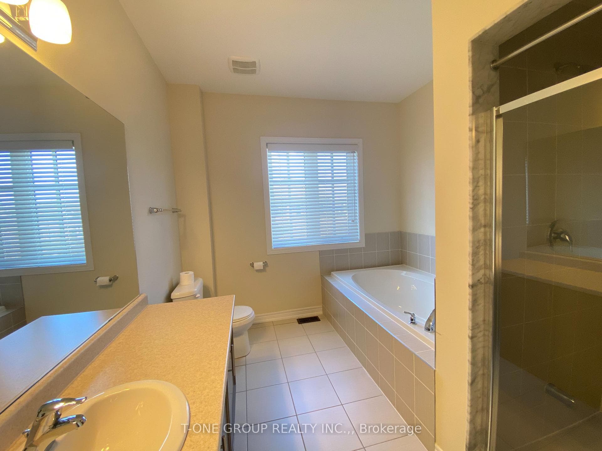 201 Paradelle Drive photo 13