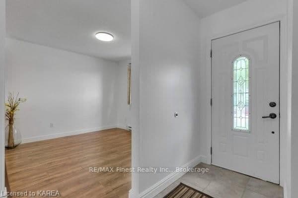 376 JAMES Street photo 4